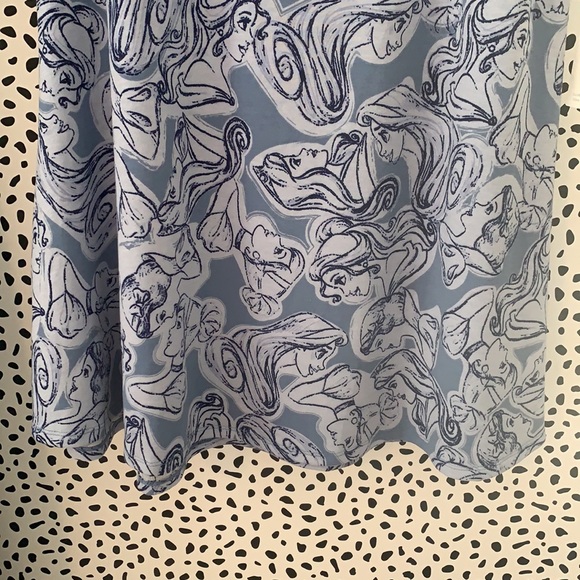 DISNEY LulaRoe Perfect Tee - Picture 5 of 10